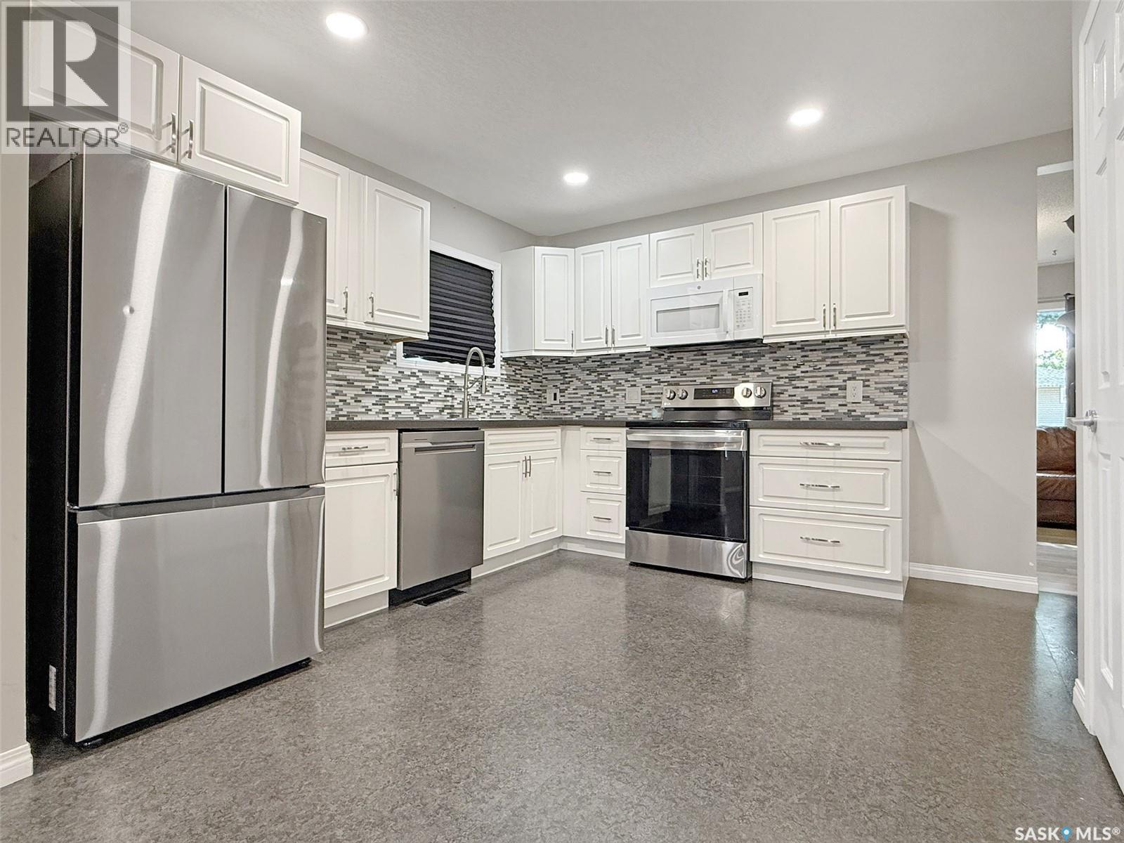 347 3rd AVENUE SE - Image 6