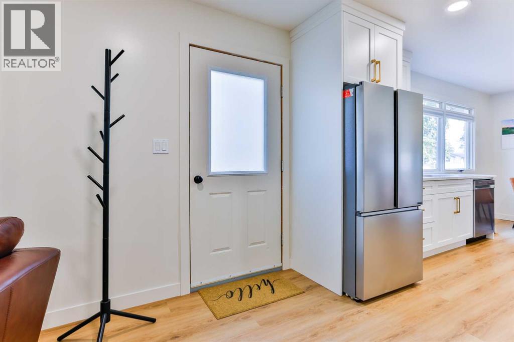 5334 45 Avenue - 2