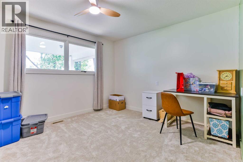 5334 45 Avenue - 12