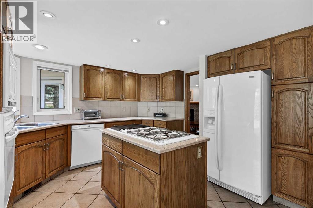 22 Varsity Estates View NW - Image 7