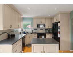 Recreation room - 627 Wotherspoon Cl Nw, Edmonton, AB T6M2K2 Photo 11
