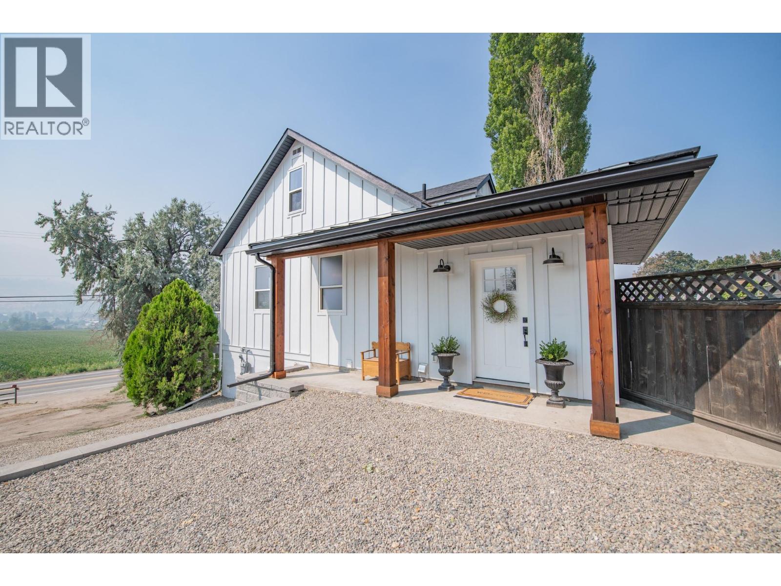 9211 6 Highway - Image 46