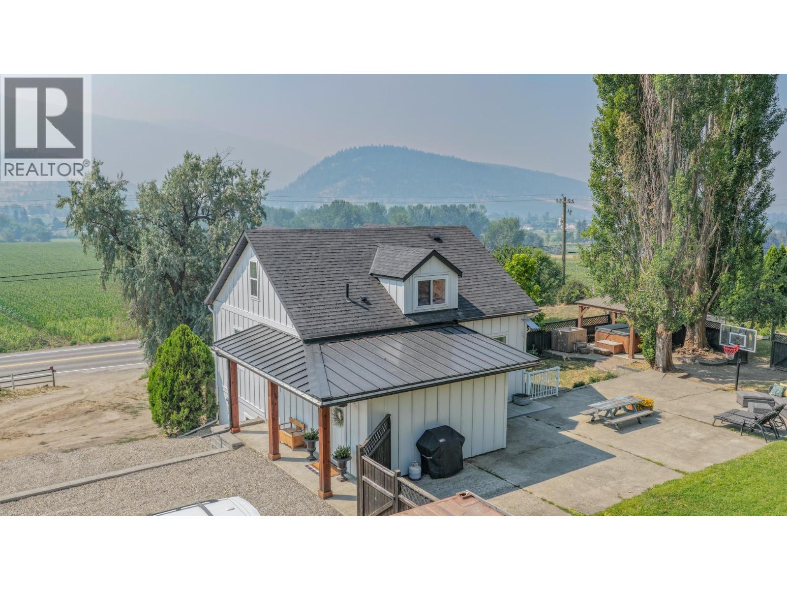 9211 6 Highway - 49