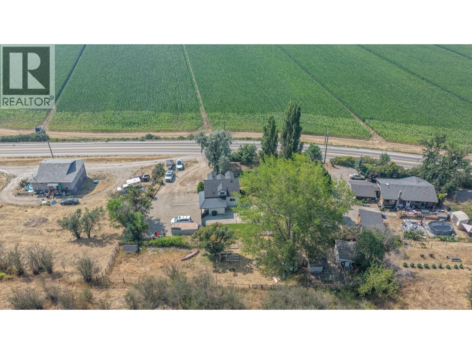9211 6 Highway - 73
