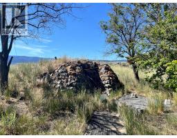 6736 Pinecrest Drive, Kamloops, BC V0K2P0 Photo 11