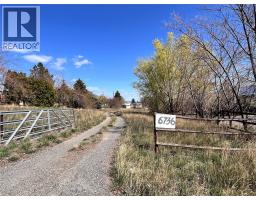 6736 Pinecrest Drive, Kamloops, BC V0K2P0 Photo 19