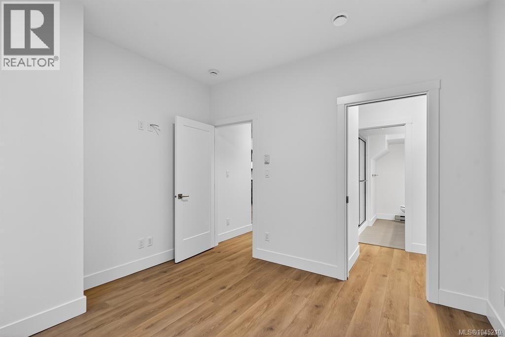 #100 3003 Keystone Dr - Image 16