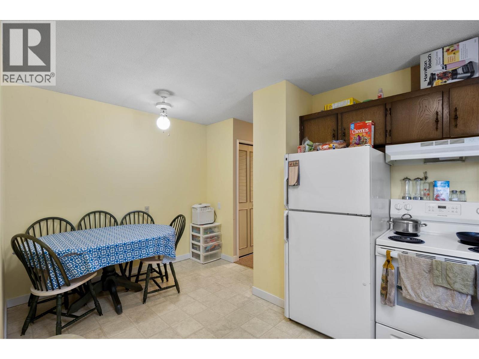 1160 Kemano Street - Image 10