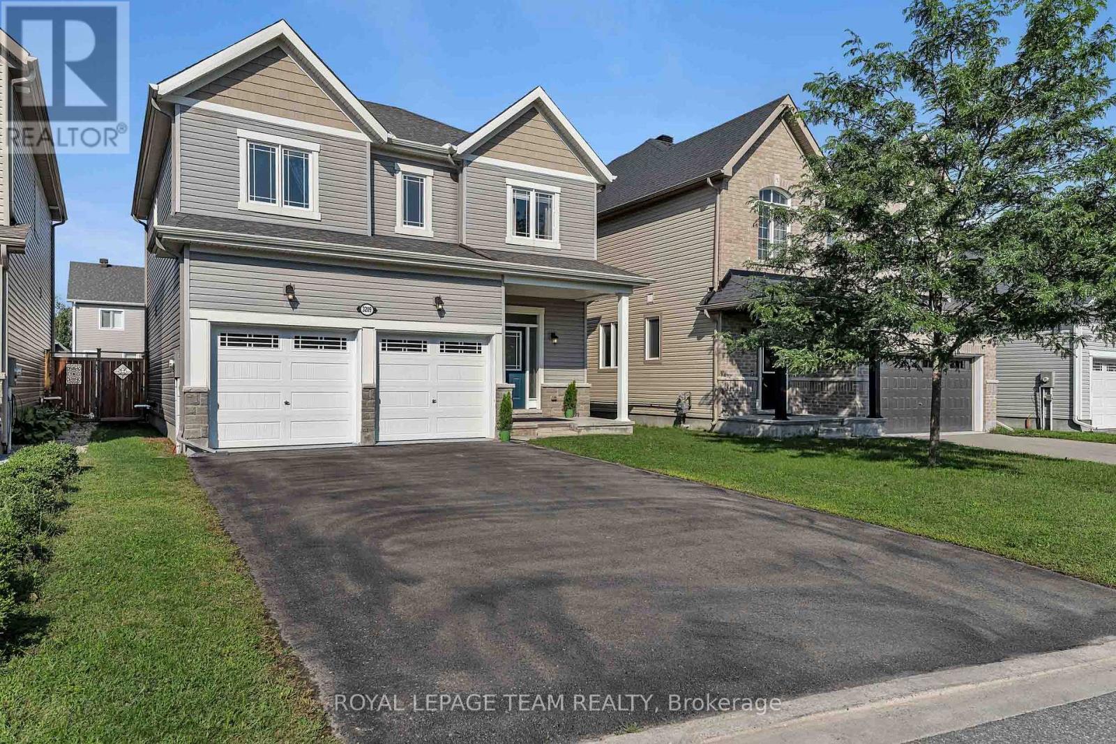 3209 HARVESTER CRESCENT - 2