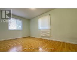 1939 St. Joseph Boulevard, Ottawa, ON K1C2E2 Photo 12