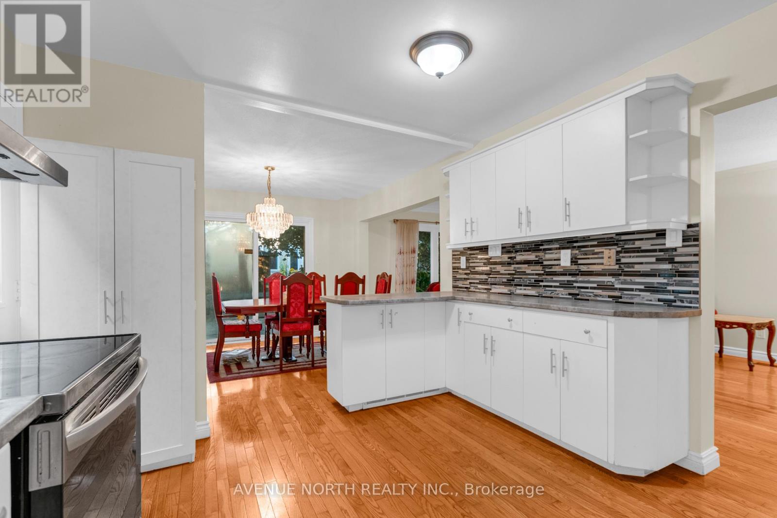 3 Bed, 3 Bath House for Sale in Ottawa – 23 BLUEGRASS DRIVE, Ottawa – MLS# X13642618 - Image 20