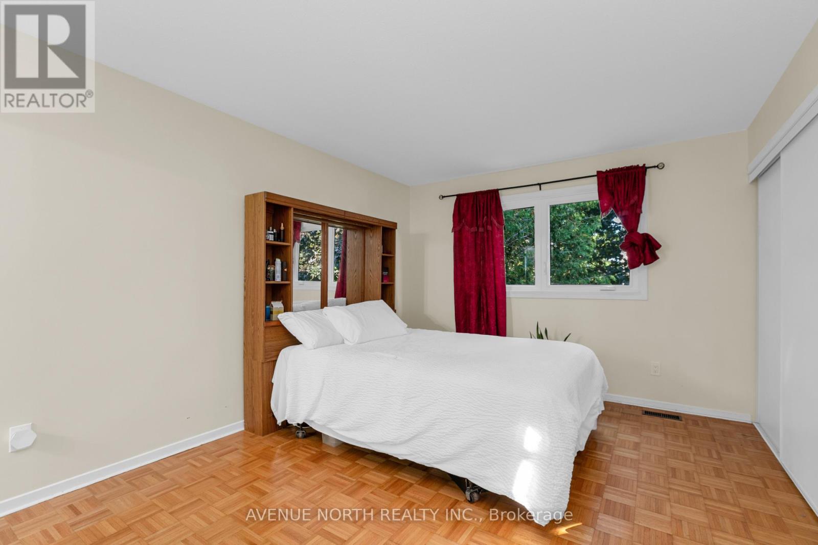 3 Bed, 3 Bath House for Sale in Ottawa – 23 BLUEGRASS DRIVE, Ottawa – MLS# X13642618 - Image 31