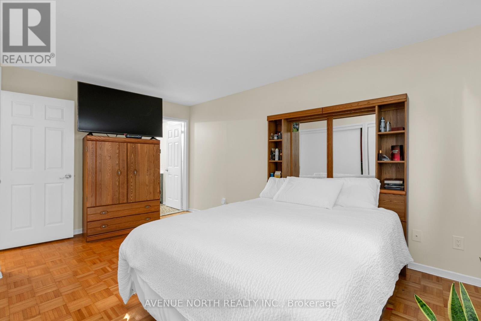 3 Bed, 3 Bath House for Sale in Ottawa – 23 BLUEGRASS DRIVE, Ottawa – MLS# X13642618 - Image 32