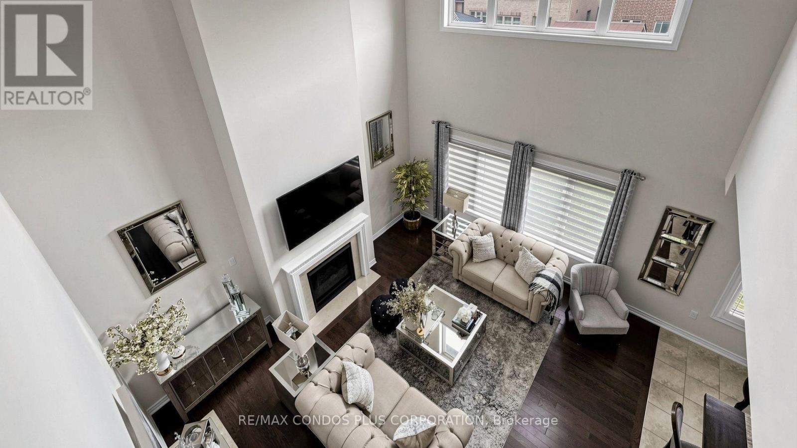 951 LARTER STREET - 12