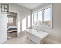 15 Kenneth Campbell Court, Aurora, ON L4G5Z4 Photo 28