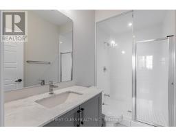 15 Kenneth Campbell Court, Aurora, ON L4G5Z4 Photo 30