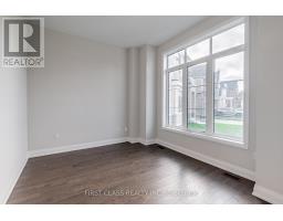 Primary Bedroom - 15 Kenneth Campbell Court, Aurora, ON L4G5Z4 Photo 6
