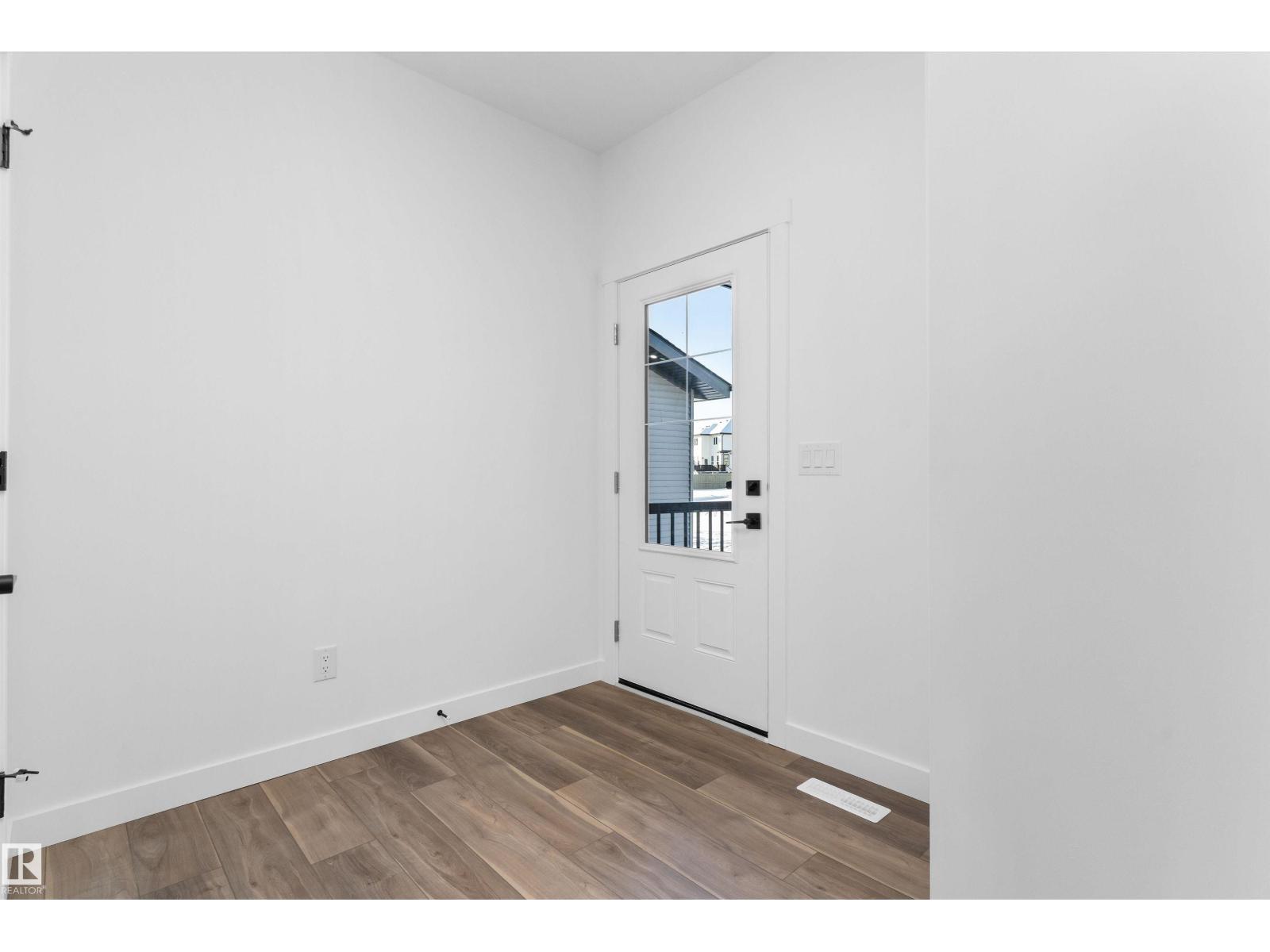 748 ASTORIA WY - 3