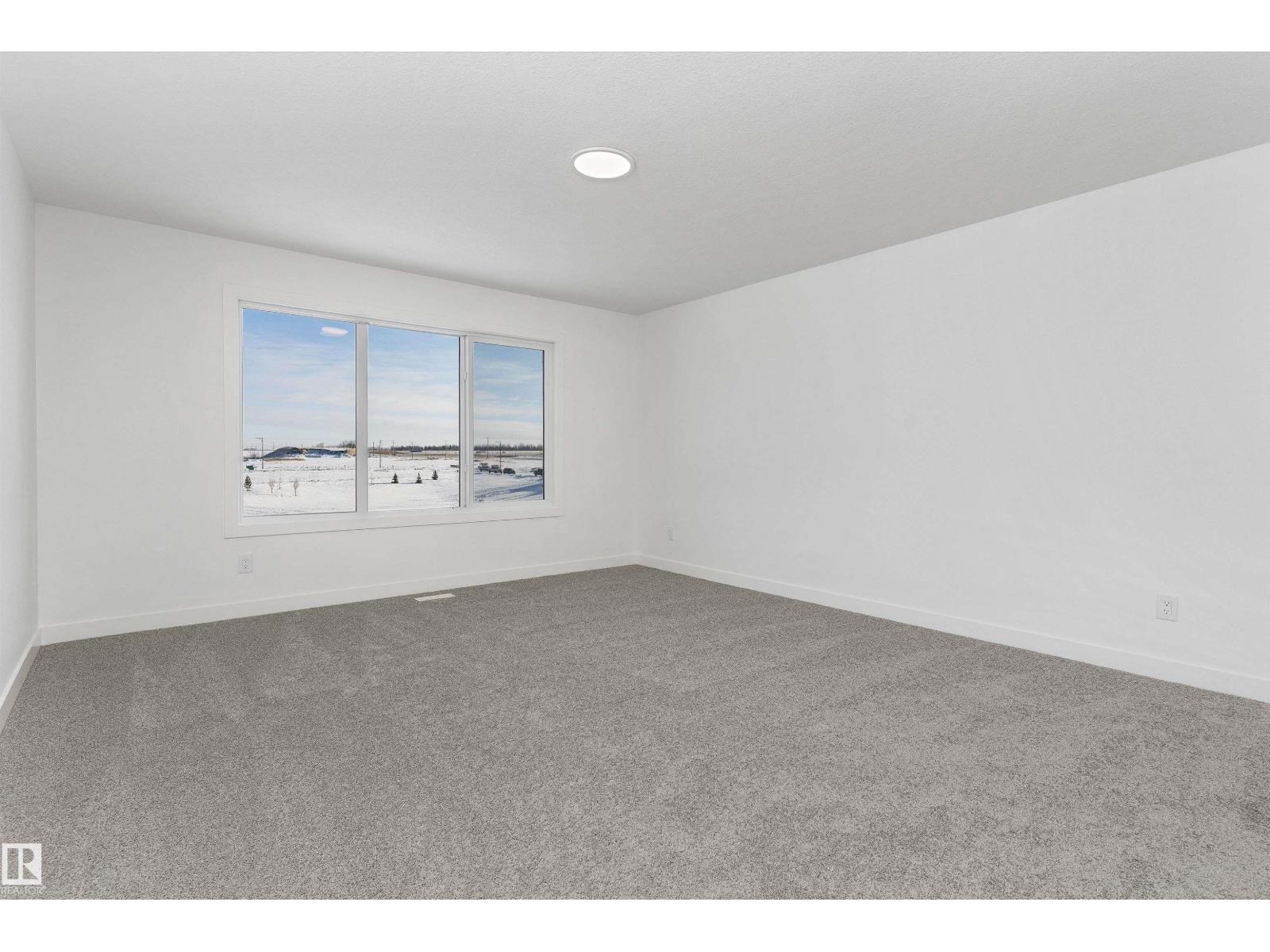 748 ASTORIA WY - Image 33