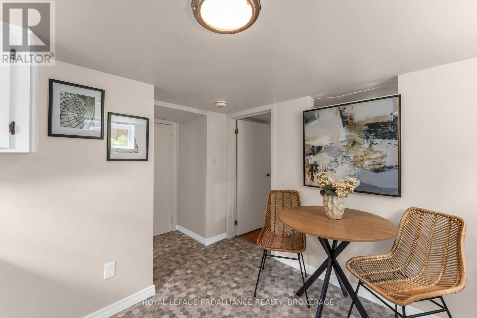 201 WILLINGDON AVENUE - Image 25