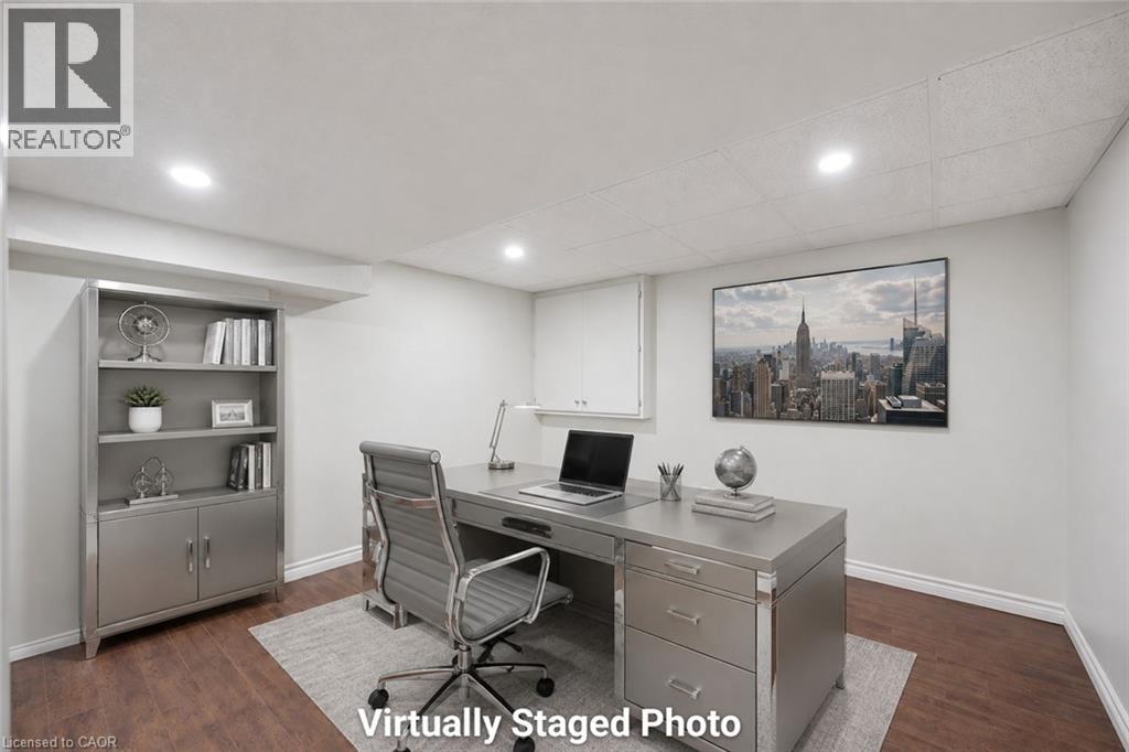 345 BEECHLAWN Drive - 40