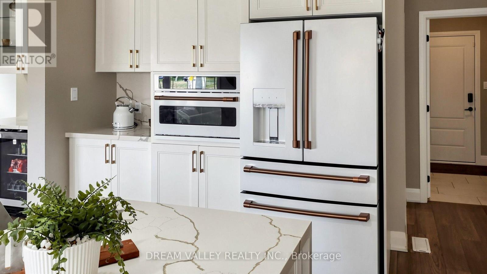 224 SEVERN STREET - 18
