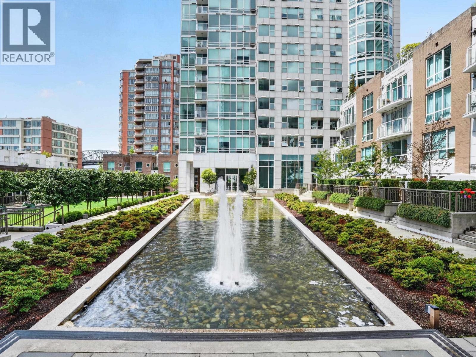 2 Bed, 2 Bath Apartment for Sale in Vancouver – 404 1501 HOWE STREET, Vancouver – MLS# R3153182 - Image 4