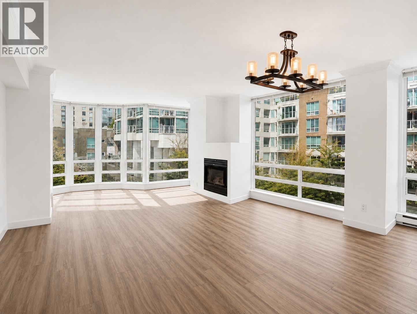 2 Bed, 2 Bath Apartment for Sale in Vancouver – 404 1501 HOWE STREET, Vancouver – MLS# R3153182 - Image 6