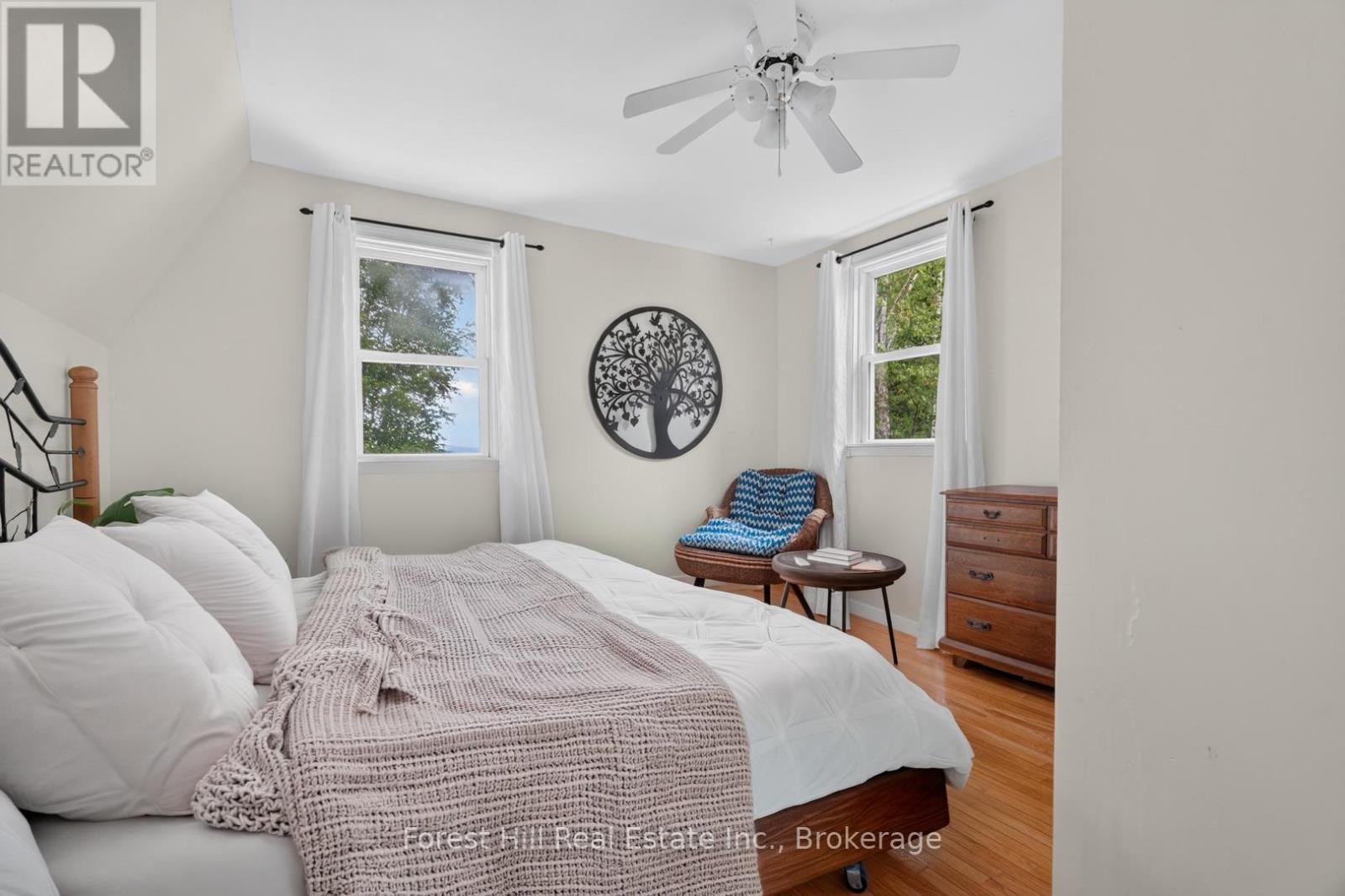 388 CRESCENT ROAD - 33