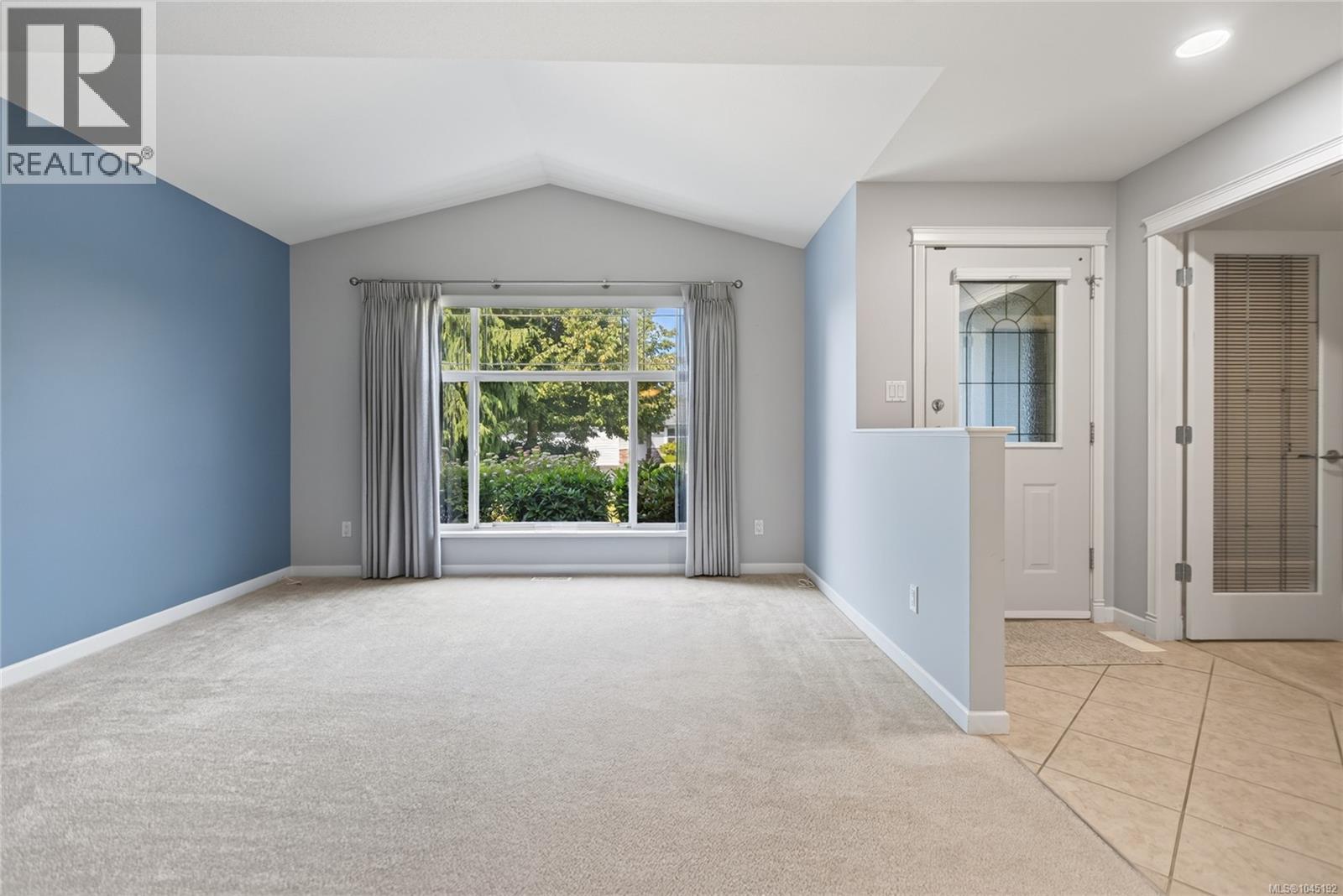 #126 2077 St. Andrews Way - Image 11