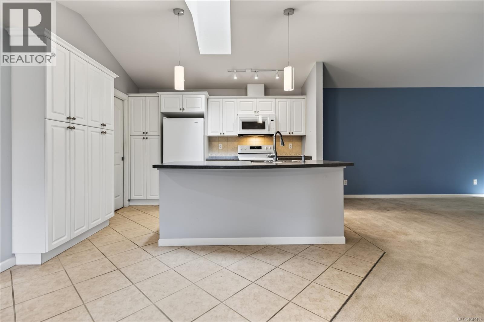 #126 2077 St. Andrews Way - Image 20