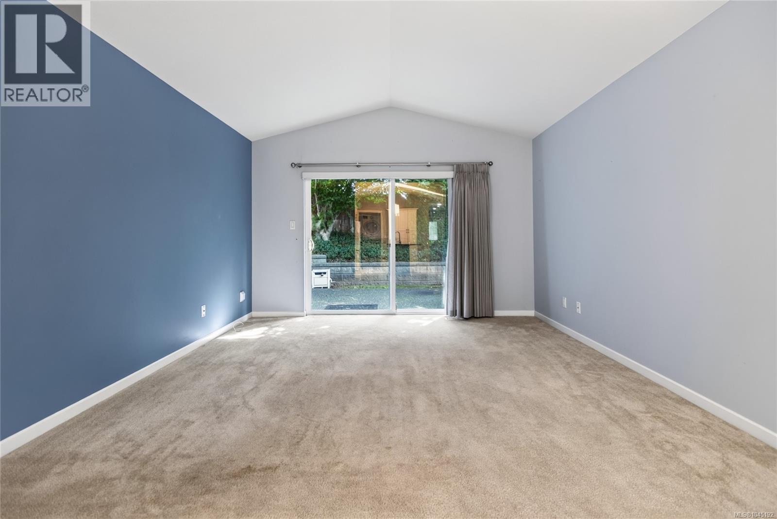 #126 2077 St. Andrews Way - Image 28