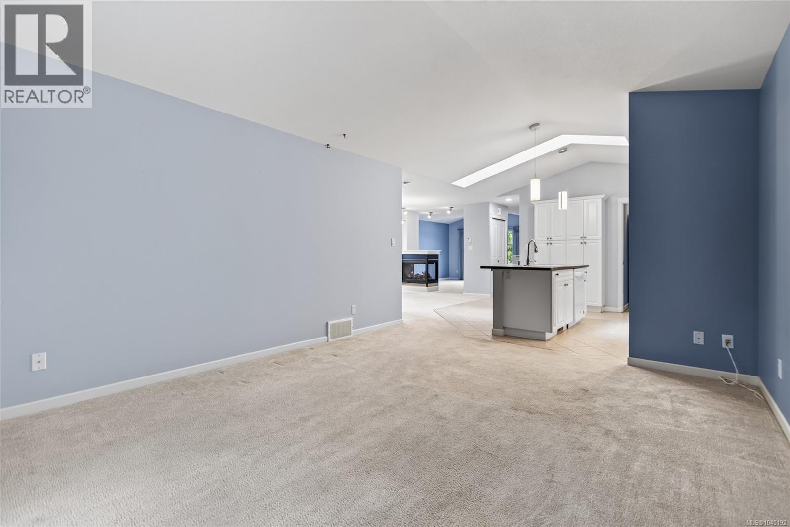 #126 2077 St. Andrews Way - Image 29