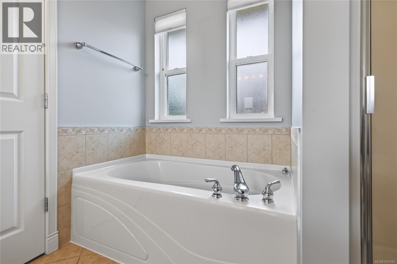 #126 2077 St. Andrews Way - Image 37