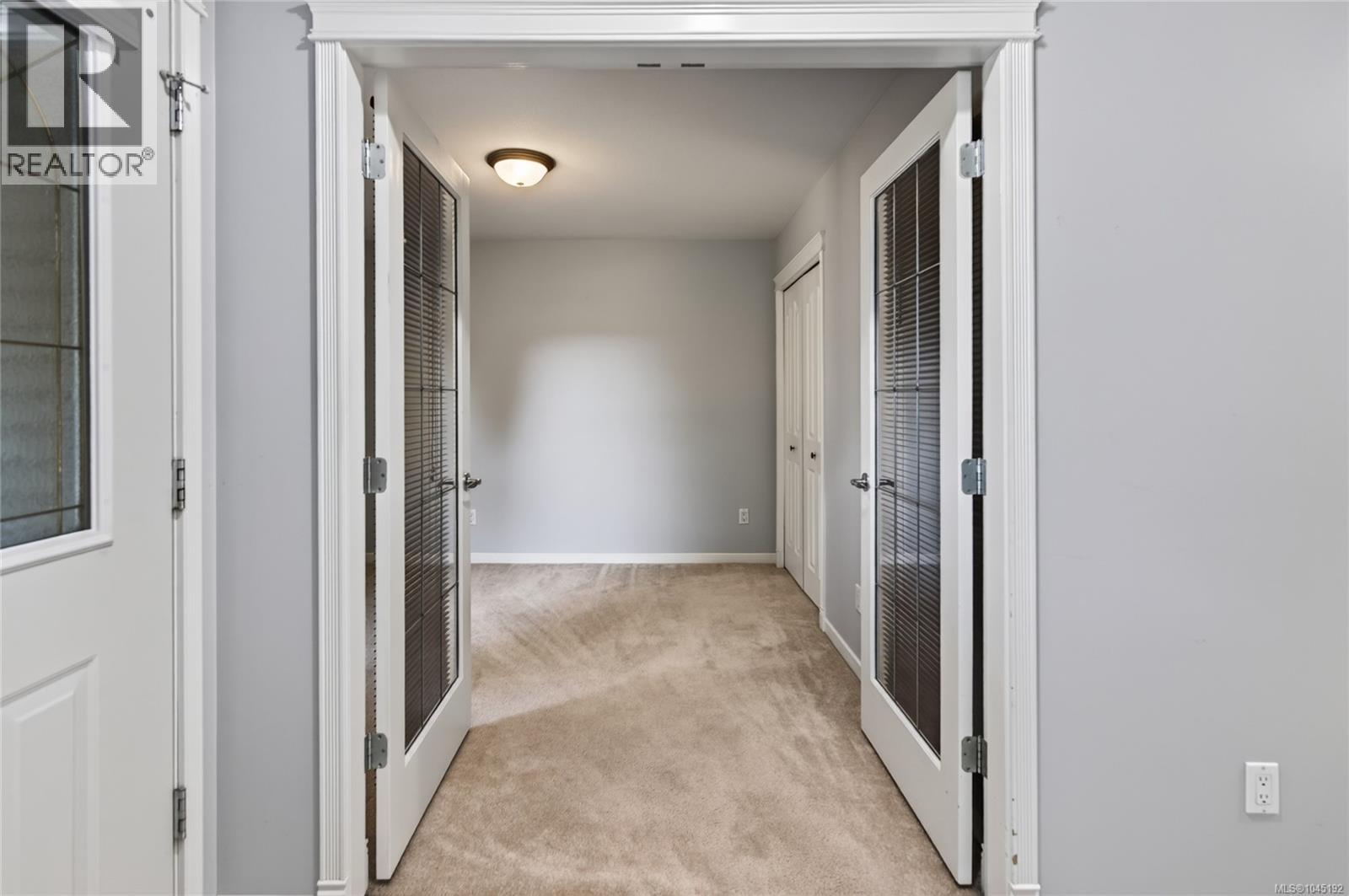 #126 2077 St. Andrews Way - Image 39