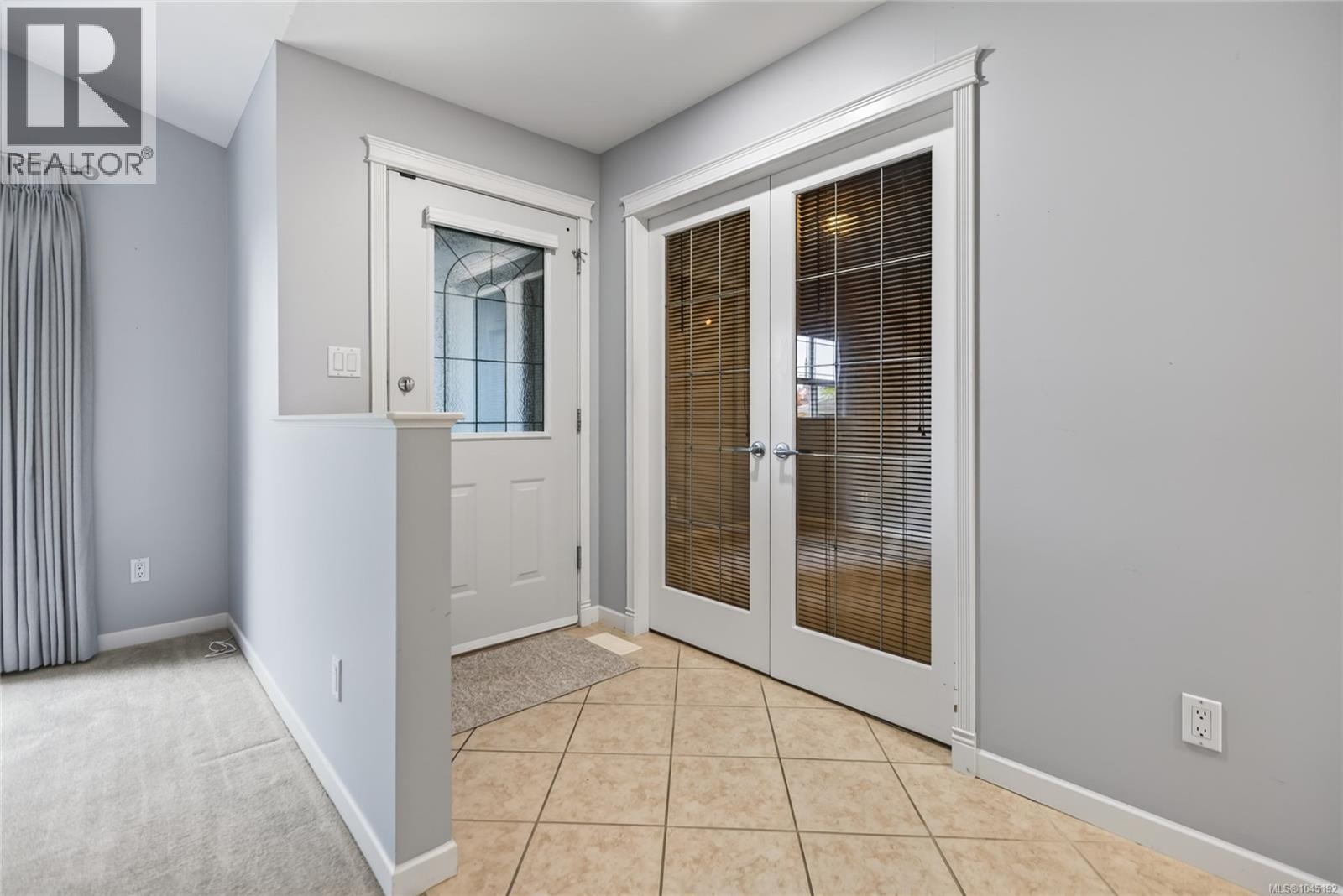 #126 2077 St. Andrews Way - Image 9