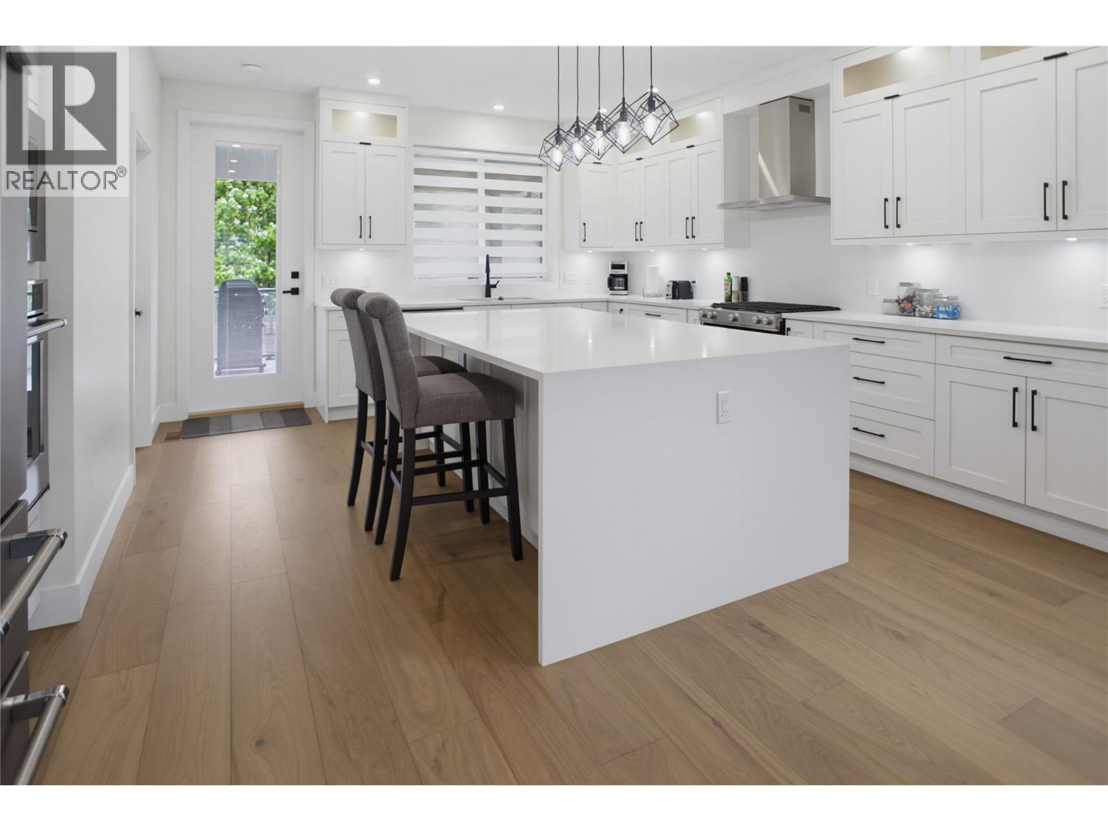 2967 GILBERT Road - 5