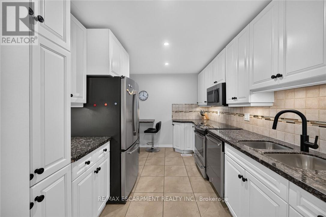 #56 30 REGENT AVENUE - 15