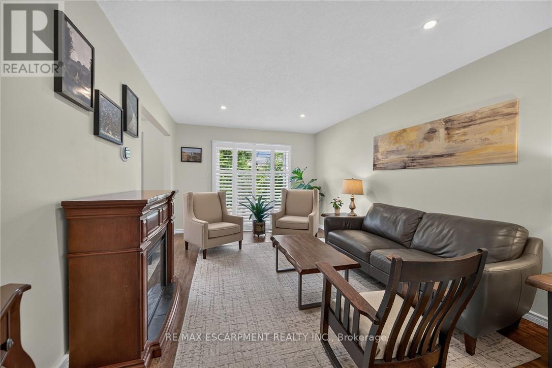 #56 30 REGENT AVENUE - 8