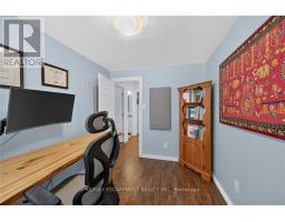 56 - 30 Regent Avenue, Hamilton, ON L9B1B3 Photo 30