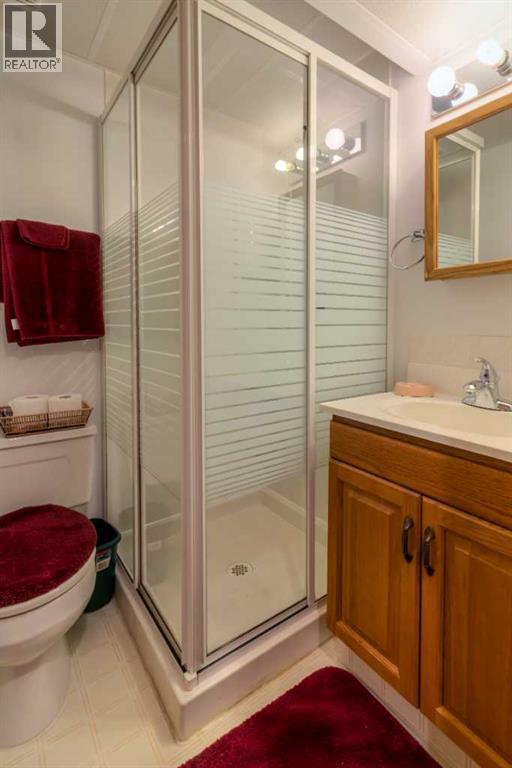1218 18 Street N - 28