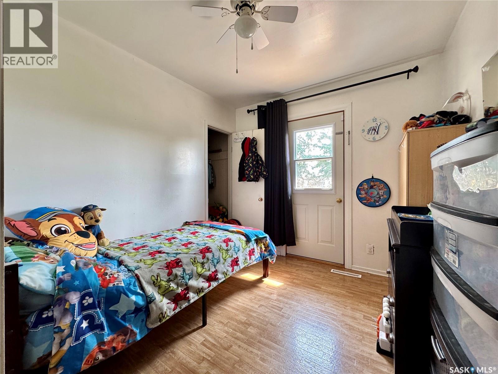 321 Vincent AVENUE W - Image 10