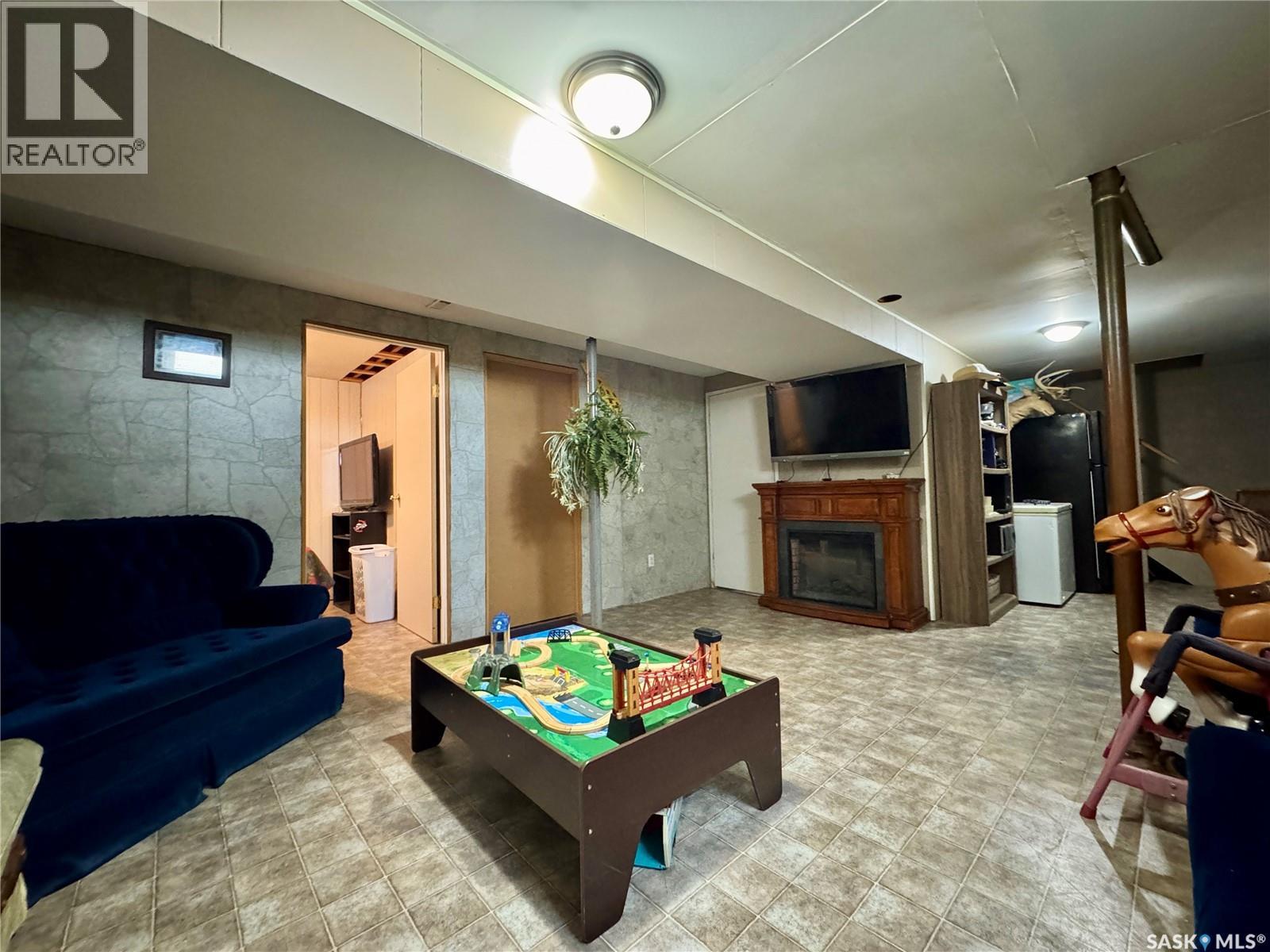 321 Vincent AVENUE W - Image 16