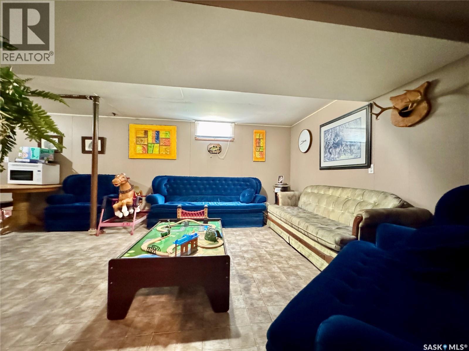 321 Vincent AVENUE W - Image 18