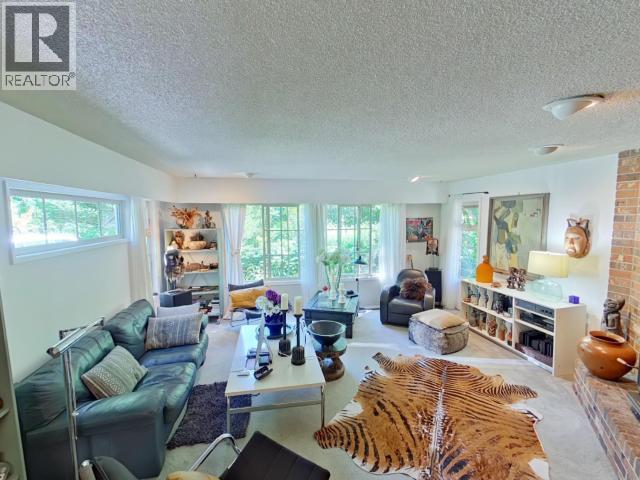 2241 ROBERTS ROAD - 30