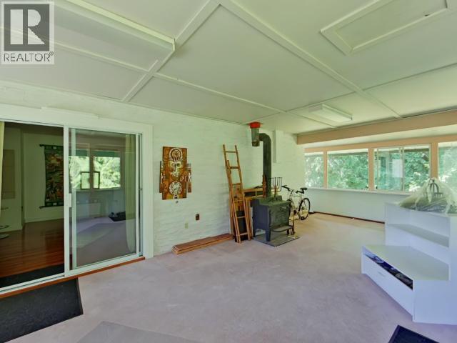 2241 ROBERTS ROAD - 45