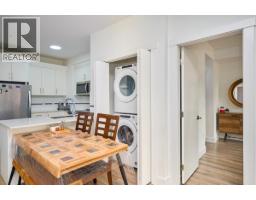 305 22577 Royal Crescent, Maple Ridge, BC V2X2M2 Photo 9