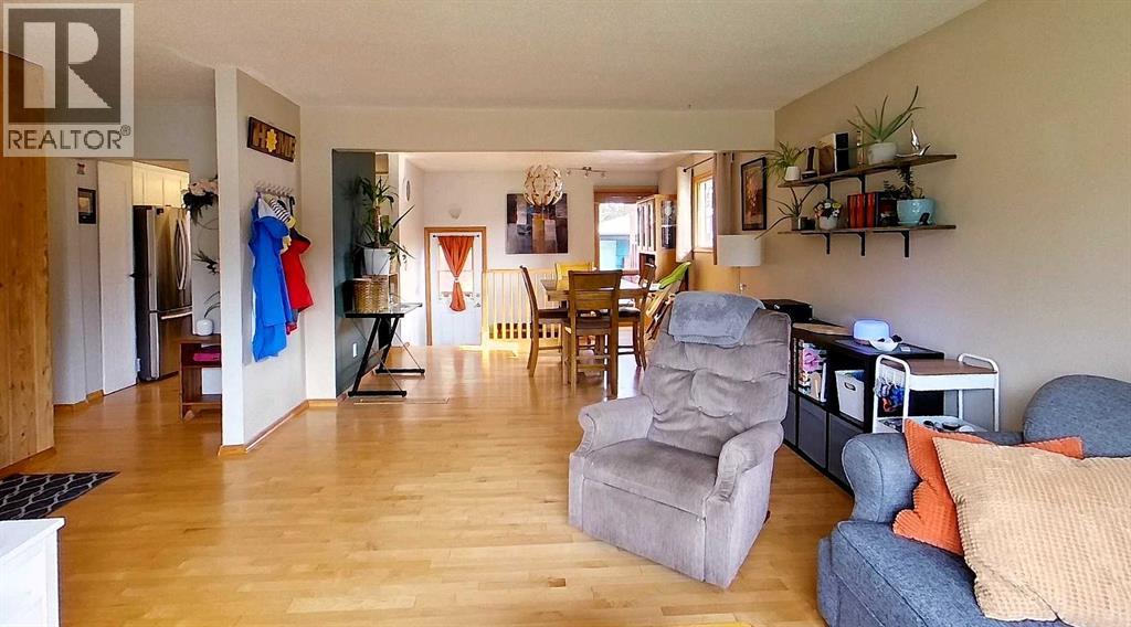 4209 6 Avenue - Image 22