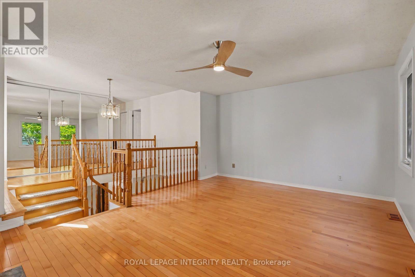 3 Bed, 3 Bath House for Sale in Ottawa – 7012 NOTRE DAME STREET, Ottawa – MLS# X13642742 - Image 13