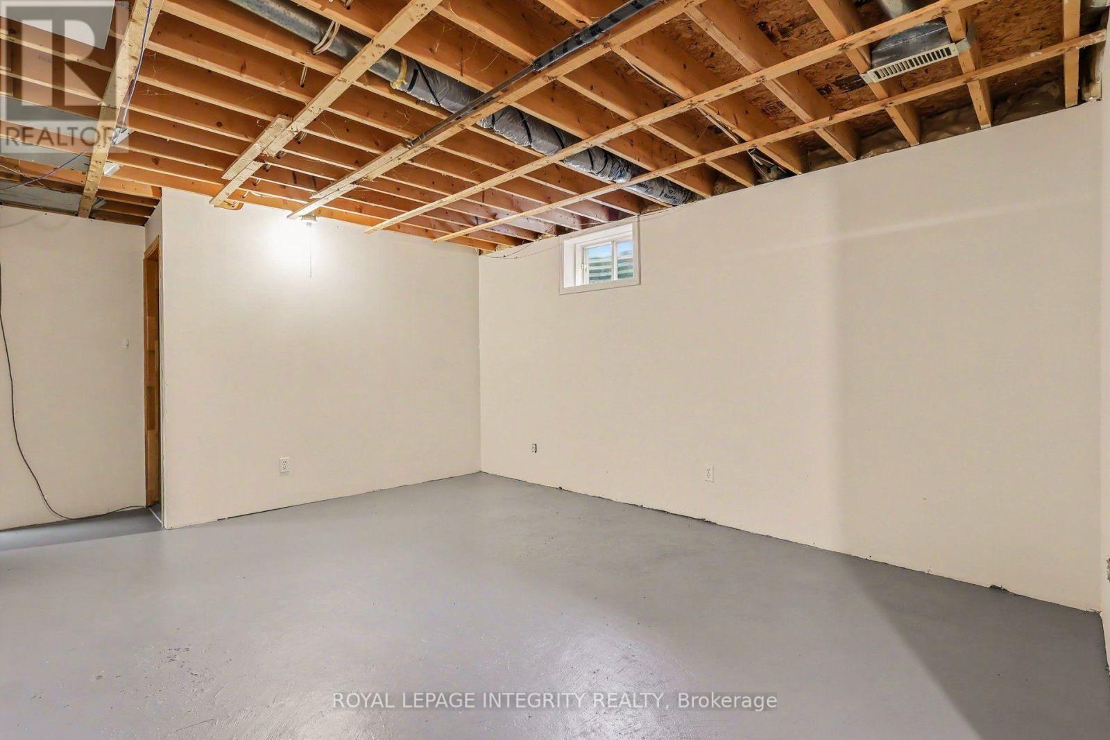 3 Bed, 3 Bath House for Sale in Ottawa – 7012 NOTRE DAME STREET, Ottawa – MLS# X13642742 - Image 21